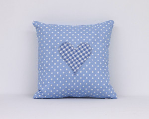 Polka-Dot-Heart-Small-cushion-front