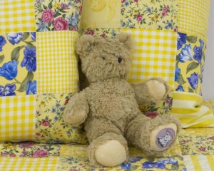 Baby-Darcy-with-Cushions-ST0004