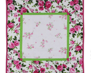 Cerise-Patchwork-blanket-B000104