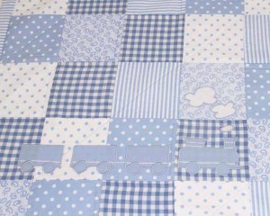 My-Little-Train-patchwork-blanket-detail-B000109