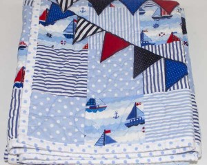 Regatta-patchwork-quilt-folded-Q000116