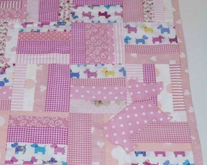 Walkies-Pink-patchwork-blanket-corner-detail-B000106