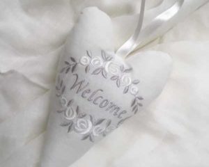 White Welcome heart